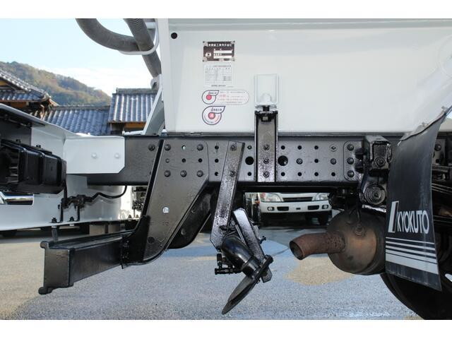 三菱ふそうキャンターその他の形状小型（2t・3t）[写真16]