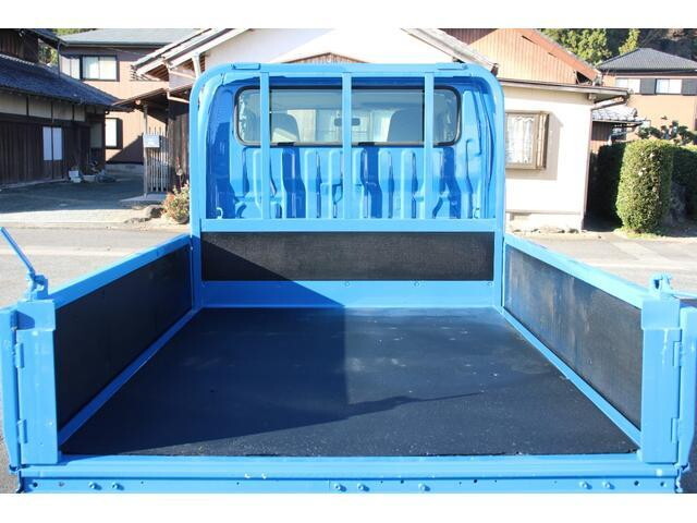 トヨタトヨエースダブルキャブ（Wキャブ）小型（2t・3t）[写真09]