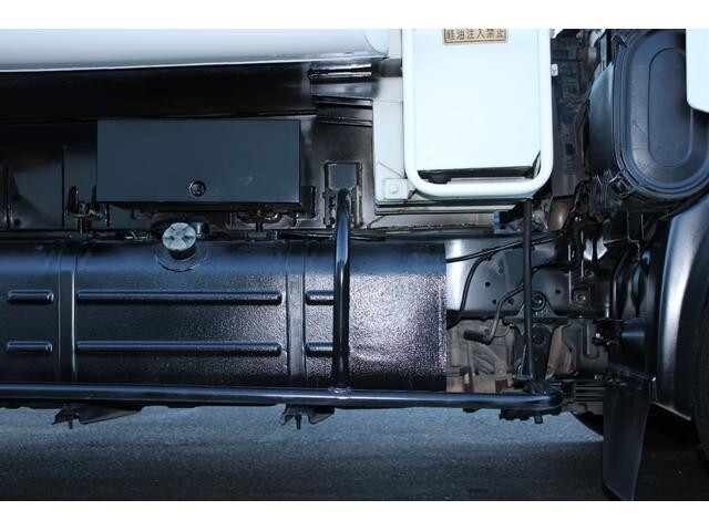 日野デュトロパッカー車（塵芥車）小型（2t・3t）[写真26]