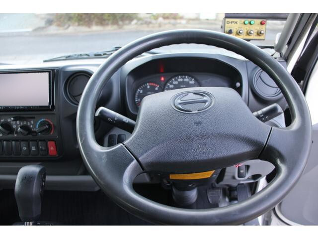 日野デュトロパッカー車（塵芥車）小型（2t・3t）[写真28]