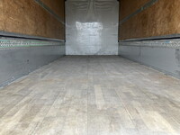 UDトラックスコンドルアルミウイング増トン（6t・8t）[写真14]