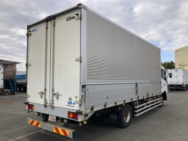 UDトラックスコンドルアルミウイング増トン（6t・8t）[写真02]