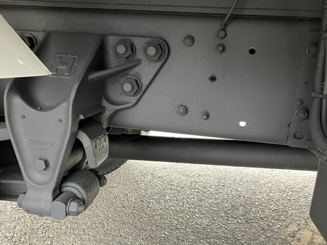 UDトラックスコンドルアルミウイング増トン（6t・8t）[写真21]