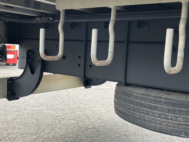 UDトラックスコンドルアルミウイング増トン（6t・8t）[写真23]