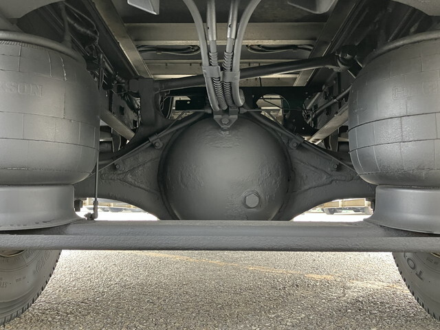 UDトラックスコンドルアルミウイング増トン（6t・8t）[写真25]