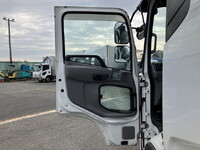 UDトラックスコンドルアルミウイング増トン（6t・8t）[写真28]