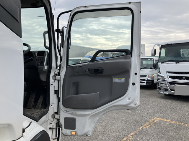 UDトラックスコンドルアルミウイング増トン（6t・8t）[写真28]