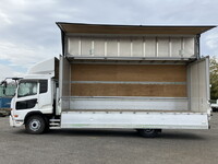 UDトラックスコンドルアルミウイング増トン（6t・8t）[写真06]