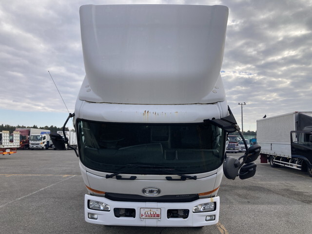 UDトラックスコンドルアルミウイング増トン（6t・8t）[写真08]