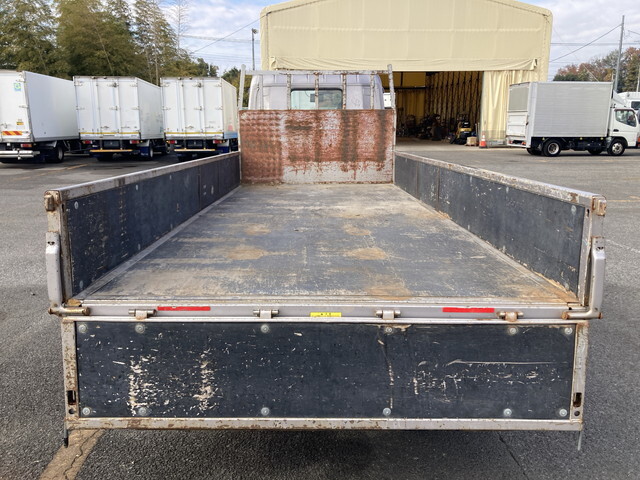 三菱ふそうキャンター平ボディ小型（2t・3t）[写真13]