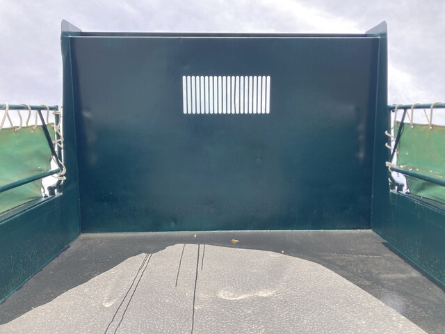 いすゞフォワードダンプ中型（4t）[写真12]