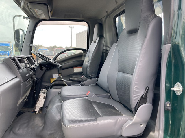 いすゞフォワードダンプ中型（4t）[写真28]