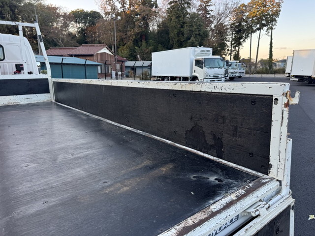 トヨタトヨエースクレーン4段小型（2t・3t）[写真11]