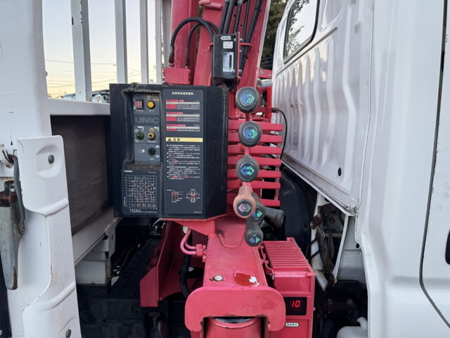 トヨタトヨエースクレーン4段小型（2t・3t）[写真19]