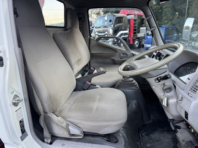 トヨタトヨエースクレーン4段小型（2t・3t）[写真21]