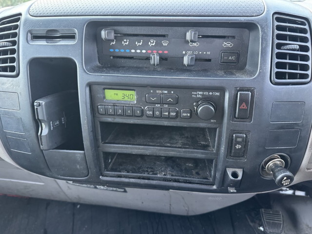 トヨタトヨエースクレーン4段小型（2t・3t）[写真24]