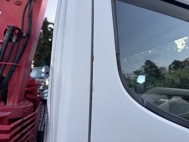 トヨタトヨエースクレーン4段小型（2t・3t）[写真36]