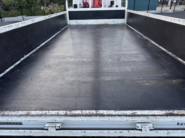 トヨタトヨエースクレーン4段小型（2t・3t）[写真09]