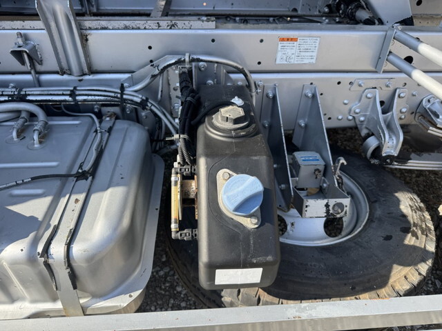 三菱ふそうファイターダンプ中型（4t）[写真31]