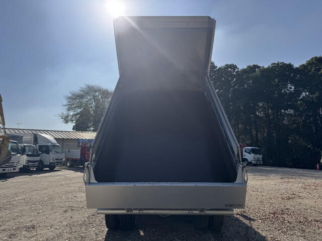 三菱ふそうファイターダンプ中型（4t）[写真08]