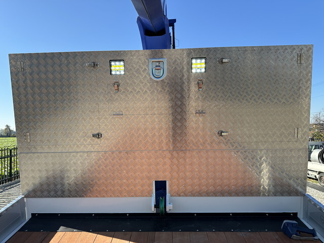 いすゞフォワードセルフクレーン5段増トン（6t・8t）[写真13]