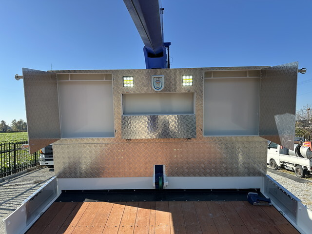 いすゞフォワードセルフクレーン5段増トン（6t・8t）[写真14]