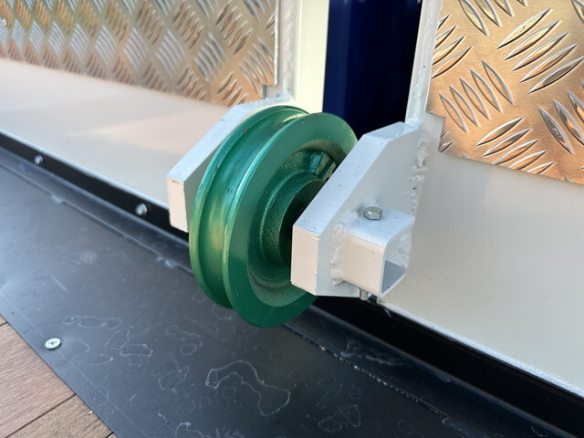 いすゞフォワードセルフクレーン5段増トン（6t・8t）[写真15]