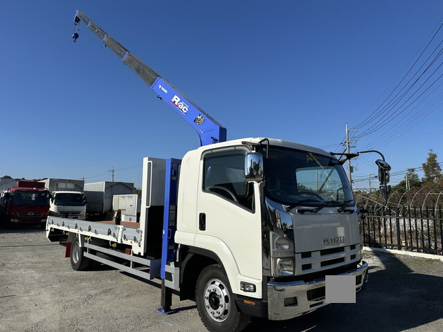 いすゞフォワードセルフクレーン5段増トン（6t・8t）[写真03]
