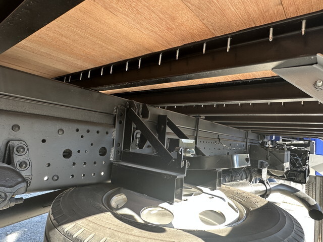 いすゞフォワードセルフクレーン5段増トン（6t・8t）[写真30]