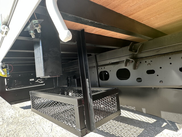 いすゞフォワードセルフクレーン5段増トン（6t・8t）[写真31]