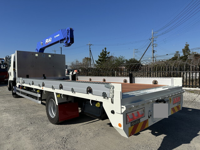 いすゞフォワードセルフクレーン5段増トン（6t・8t）[写真04]