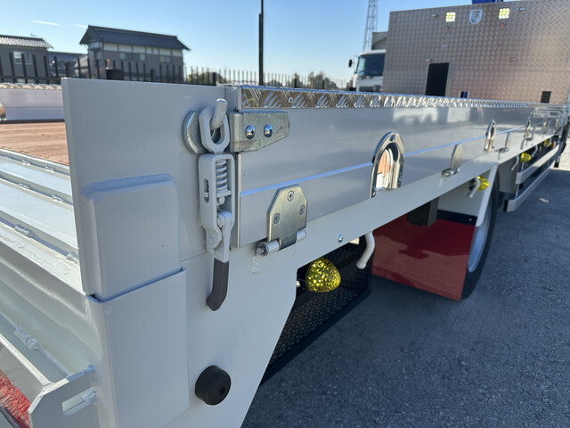 いすゞフォワードセルフクレーン5段増トン（6t・8t）[写真06]