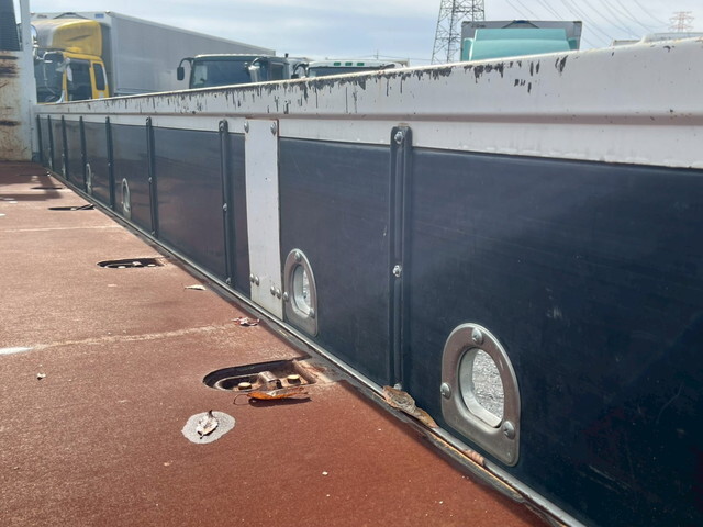 いすゞフォワード平ボディ増トン（6t・8t）[写真06]