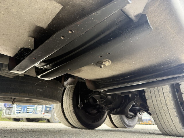 日野プロフィアトレーラーヘッド（トラクターヘッド）大型（10t）[写真14]