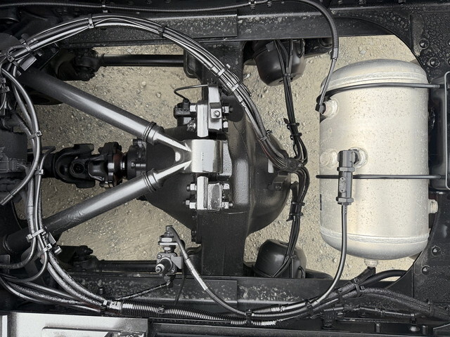 日野プロフィアトレーラーヘッド（トラクターヘッド）大型（10t）[写真22]