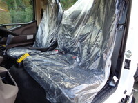 三菱ふそうキャンターコンテナ専用車小型（2t・3t）[写真25]