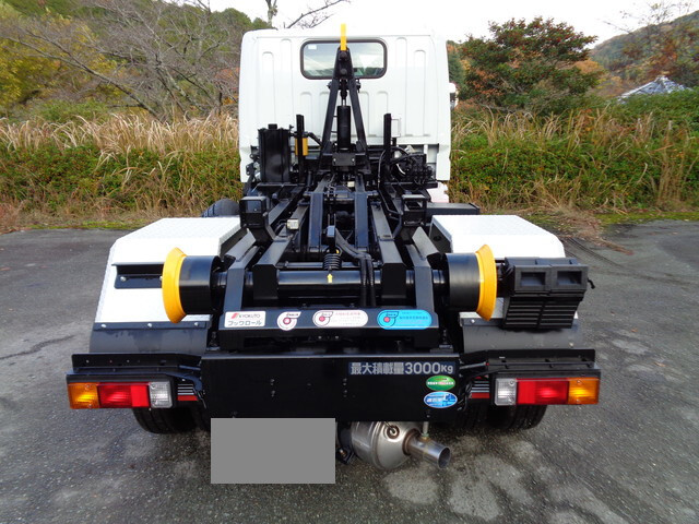 三菱ふそうキャンターコンテナ専用車小型（2t・3t）[写真07]