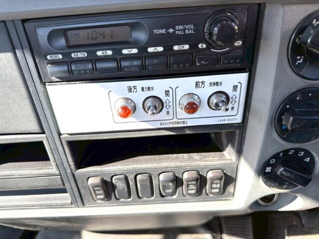 三菱ふそうファイター散水車中型（4t）[写真26]