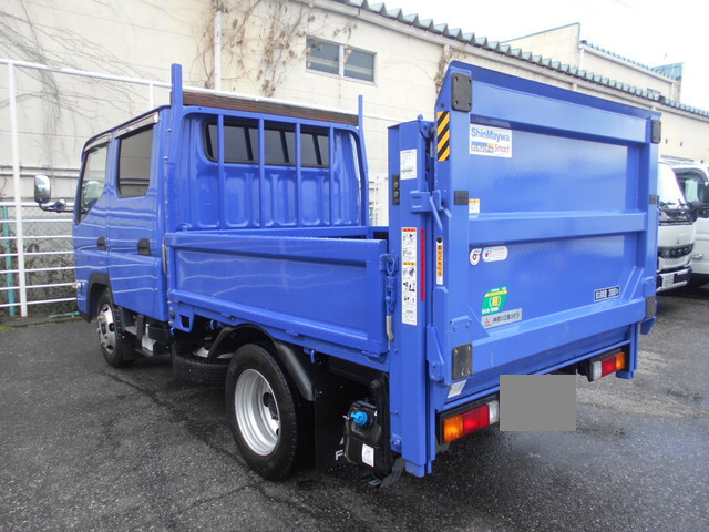 三菱ふそうキャンター平ボディ小型（2t・3t）[写真02]