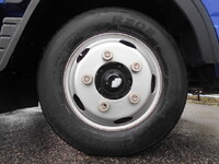 三菱ふそうキャンター平ボディ小型（2t・3t）[写真24]