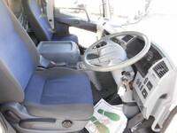 三菱ファイター平ボディ中型（4t）[写真16]