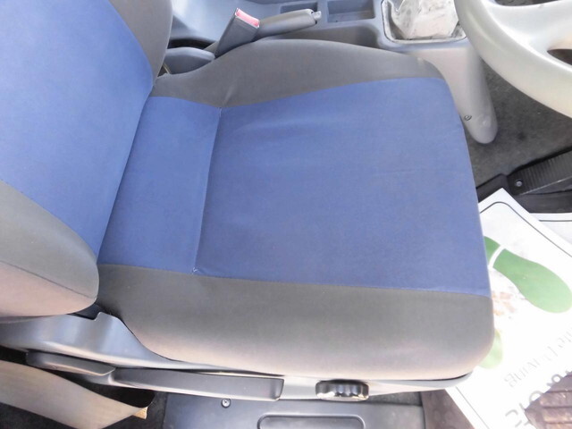 三菱ファイター平ボディ中型（4t）[写真20]