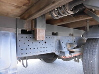 いすゞエルフ平ボディ小型（2t・3t）[写真15]