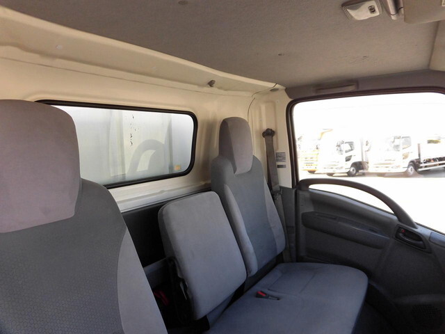 いすゞエルフ平ボディ小型（2t・3t）[写真18]