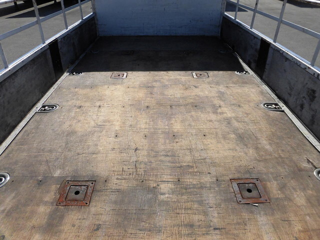 いすゞエルフ平ボディ小型（2t・3t）[写真08]