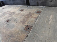 いすゞエルフ平ボディ小型（2t・3t）[写真10]