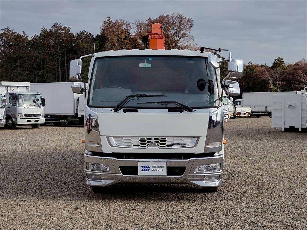 三菱ふそうファイタークレーン4段増トン（6t・8t）[写真13]