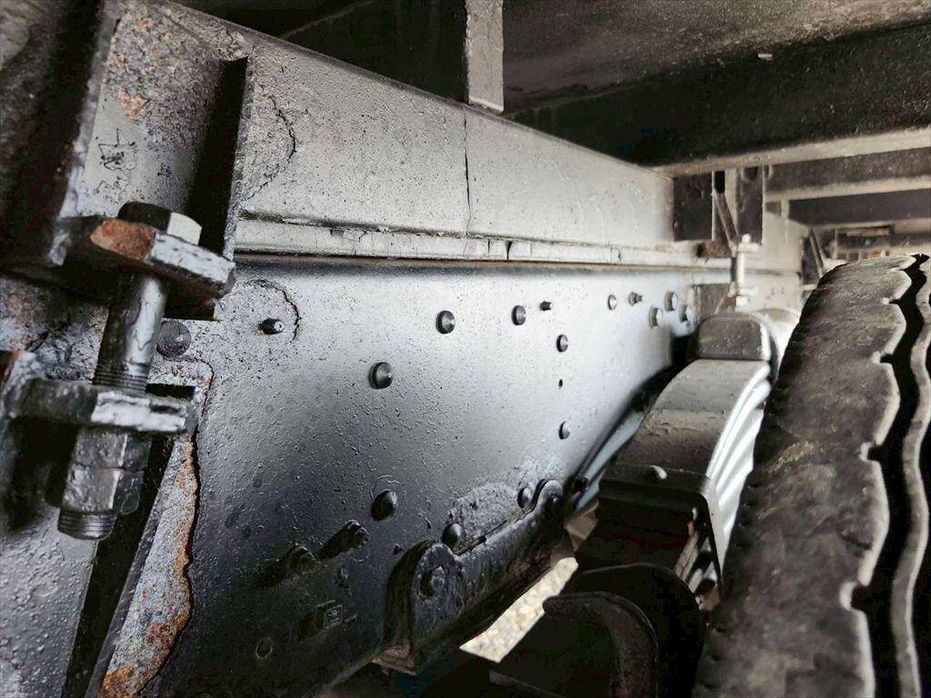 三菱ふそうファイタークレーン4段増トン（6t・8t）[写真16]