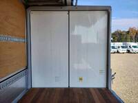 いすゞフォワードアルミウイング増トン（6t・8t）[写真14]