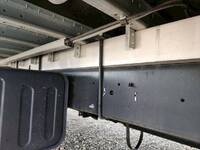 いすゞフォワードアルミウイング増トン（6t・8t）[写真16]